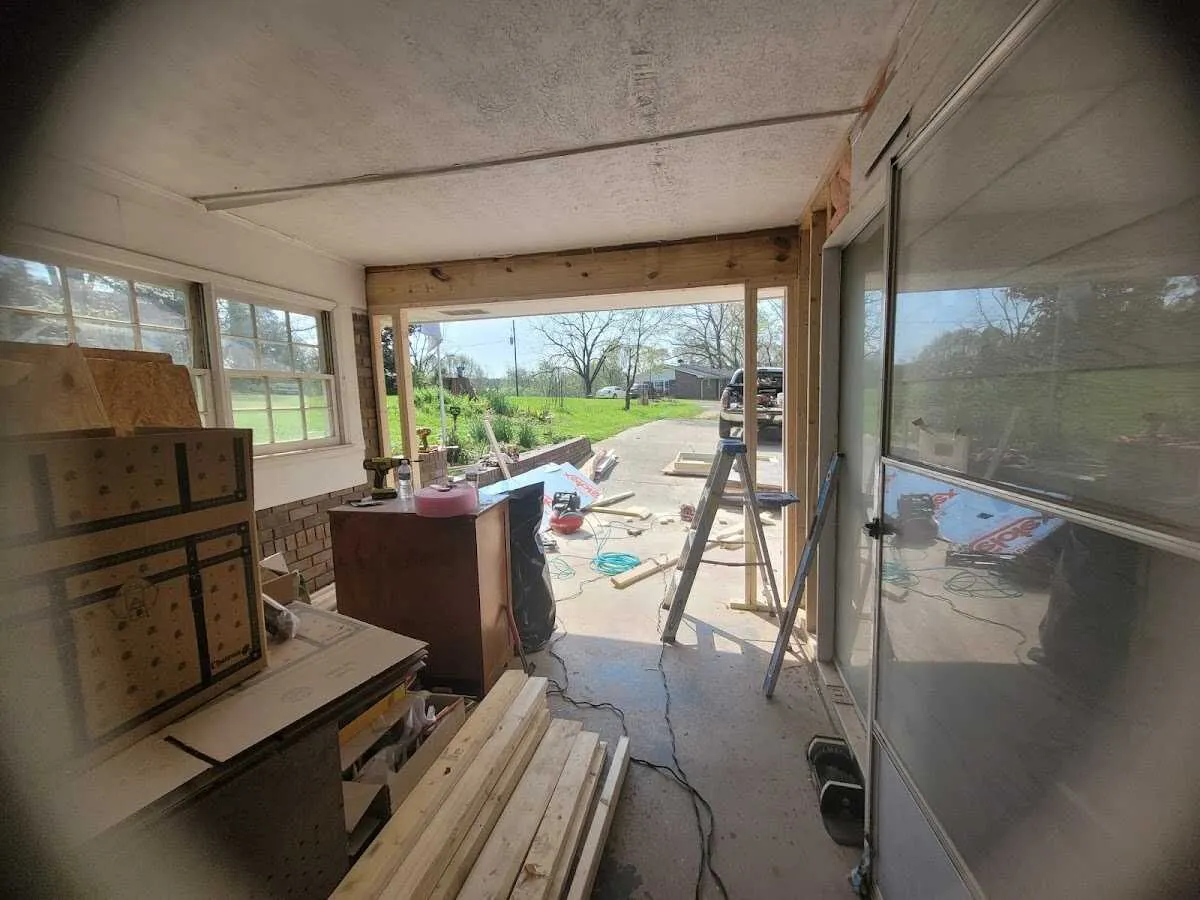 Air movers and dehumidifier for Water Mitigation Services in Harrisburg